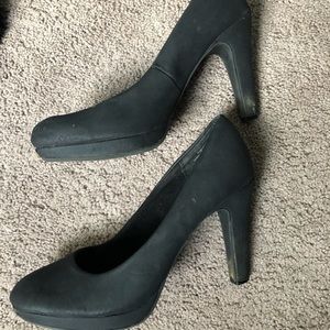 Black heels